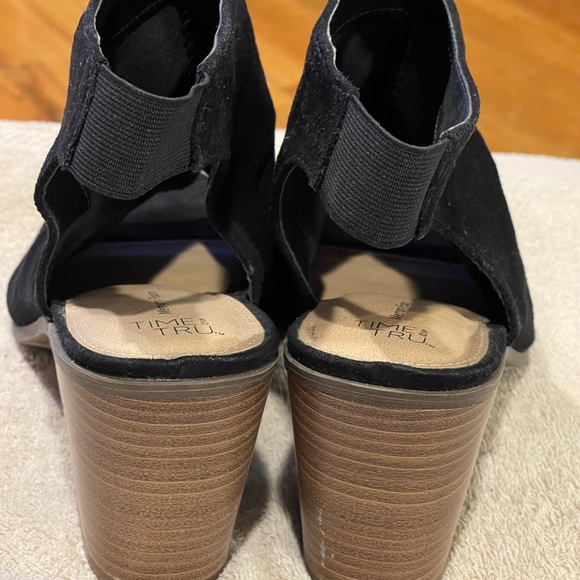 Womens time and tru heeled sandals size 11 - Picture 2 of 2